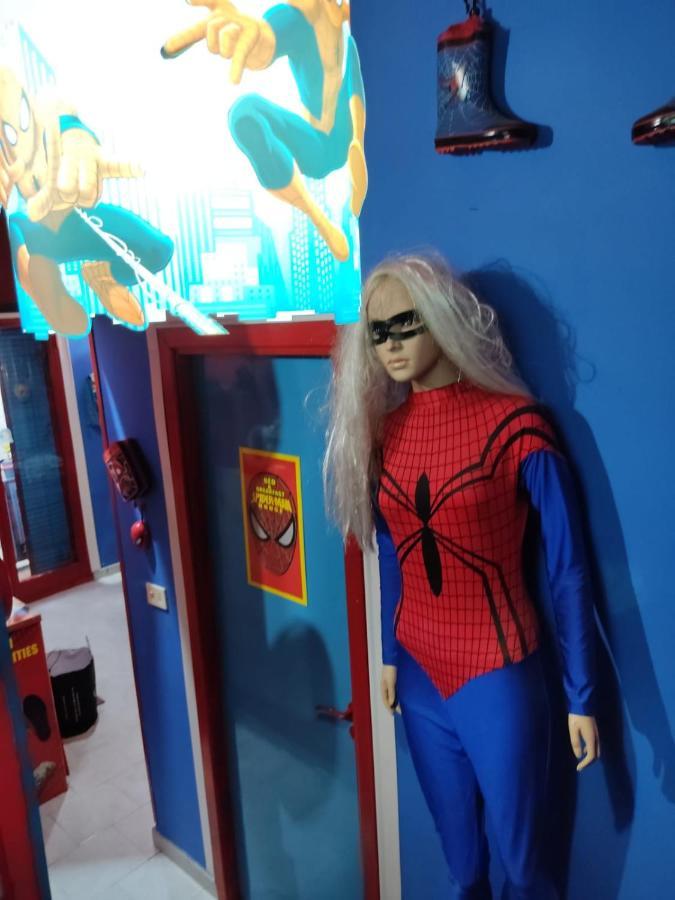 Hotel Spiderman House à Catane Extérieur photo