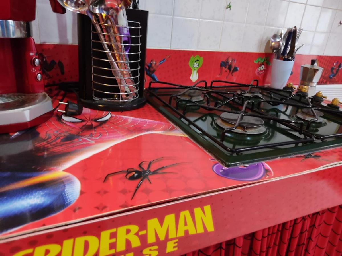 Hotel Spiderman House à Catane Extérieur photo