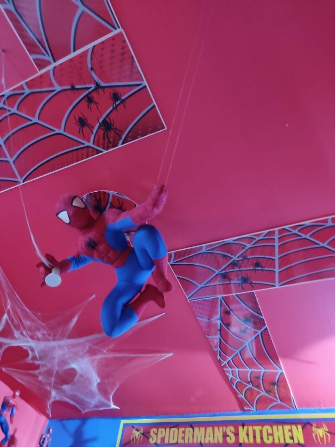 Hotel Spiderman House à Catane Extérieur photo