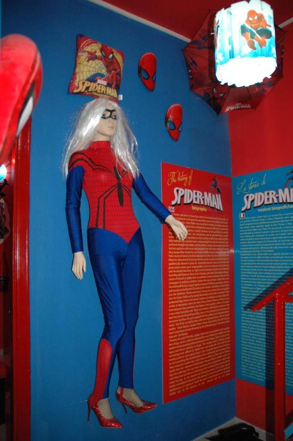 Hotel Spiderman House à Catane Extérieur photo